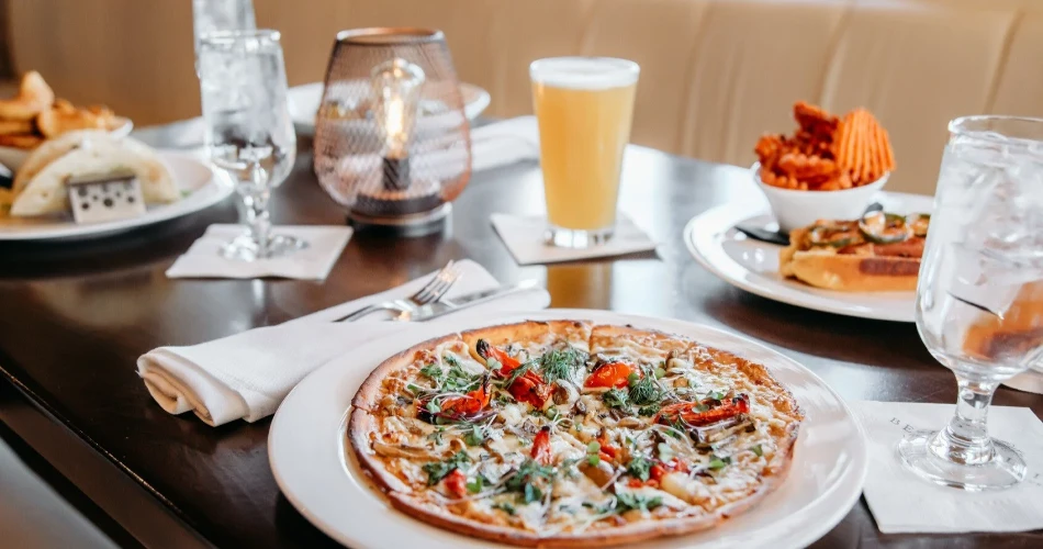 Guía de Viaje de Orlando. Las Mejores Atracciones, Comida y Experiencias en Orlando, FL